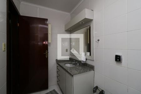 Casa à venda com 452m², 4 quartos e 12 vagasBanheiro da Suíte 1