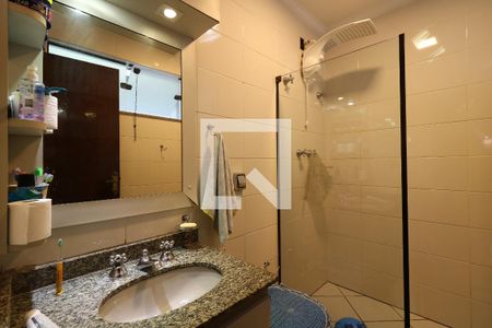 Casa à venda com 452m², 4 quartos e 12 vagasBanheiro da Suíte 3