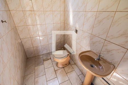 Casa à venda com 360m², 3 quartos e 2 vagasBanheiro edícula 