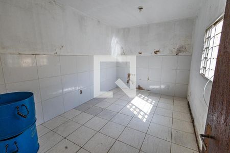 Casa à venda com 360m², 3 quartos e 2 vagasQuarto / edícula 