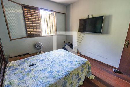 Casa à venda com 360m², 3 quartos e 2 vagasQuarto 2