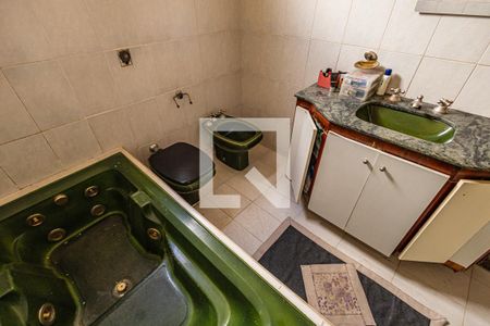 Casa à venda com 360m², 3 quartos e 2 vagasSuite