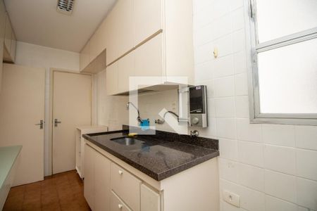 Cozinha de apartamento para alugar com 2 quartos, 72m² em Vila Nova Conceição, São Paulo