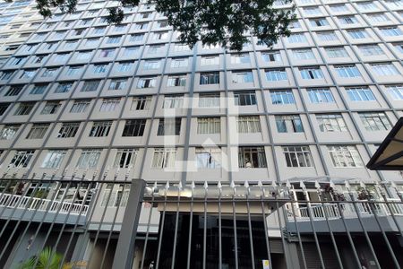 Apartamento para alugar com 55m², 1 quarto e sem vagaFachada