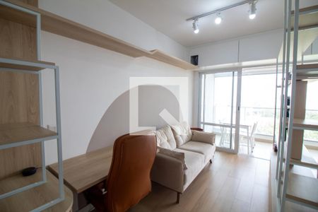 Sala de kitnet/studio para alugar com 1 quarto, 42m² em Campo Belo, São Paulo