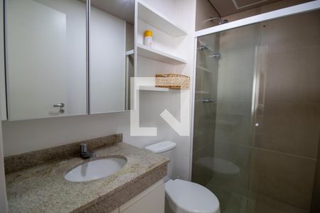 Banheiro de kitnet/studio para alugar com 1 quarto, 42m² em Campo Belo, São Paulo