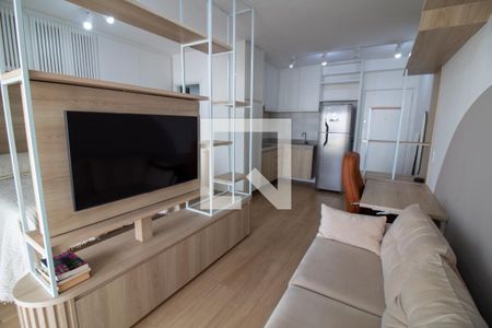 Sala de kitnet/studio para alugar com 1 quarto, 42m² em Campo Belo, São Paulo