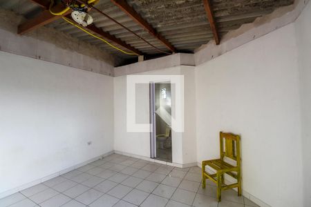 Casa para alugar com 1 quarto, 50m² em Vila Bancaria, São Paulo