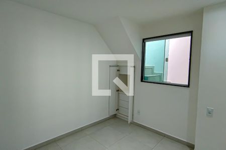 quarto 2 de casa para alugar com 3 quartos, 112m² em Jacarepaguá, Rio de Janeiro