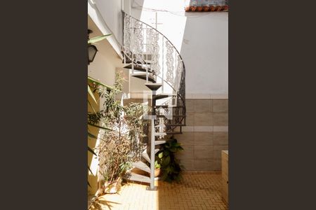 Casa para alugar com 130m², 3 quartos e 2 vagas Casa para alugar com 130m², 3 quartos e 2 vagasÁrea Externa