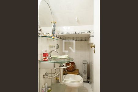 Casa para alugar com 130m², 3 quartos e 2 vagas Casa para alugar com 130m², 3 quartos e 2 vagasBanheiro 2