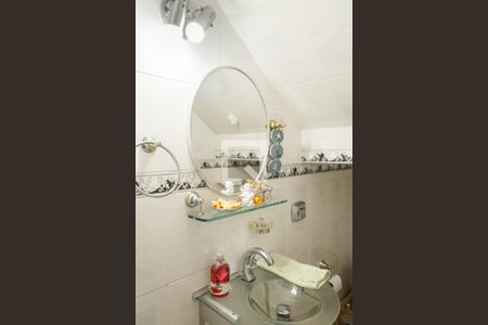 Casa para alugar com 130m², 3 quartos e 2 vagas Casa para alugar com 130m², 3 quartos e 2 vagasBanheiro 2