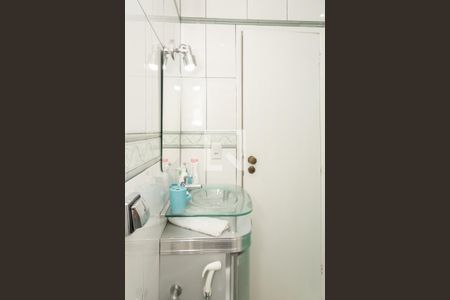 Casa para alugar com 130m², 3 quartos e 2 vagas Casa para alugar com 130m², 3 quartos e 2 vagasBanheiro