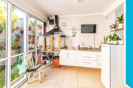 Casa à venda com 150m², 3 quartos e 4 vagasChurrasqueira