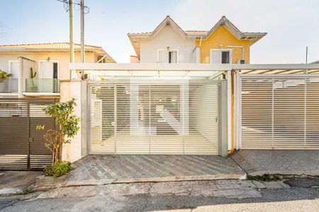 Casa à venda com 150m², 3 quartos e 4 vagasFachada