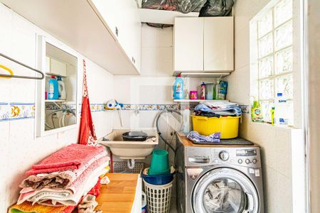 Casa à venda com 150m², 3 quartos e 4 vagasLavanderia