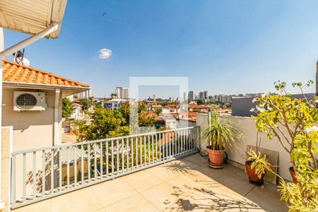 Casa à venda com 150m², 3 quartos e 4 vagasSuite 01 - Varanda