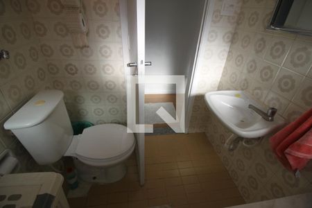 Casa para alugar com 150m², 3 quartos e 2 vagasBanheiro