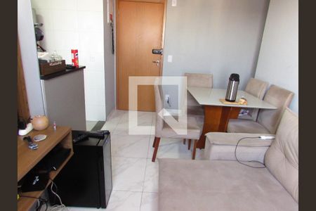 Sala de apartamento à venda com 2 quartos, 45m² em Vila Suzana, São Paulo