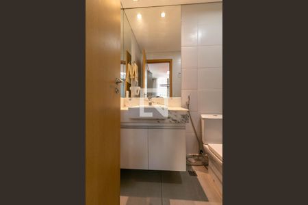 Banheiro1 de apartamento para alugar com 1 quarto, 55m² em Coracao de Jesus, Belo Horizonte