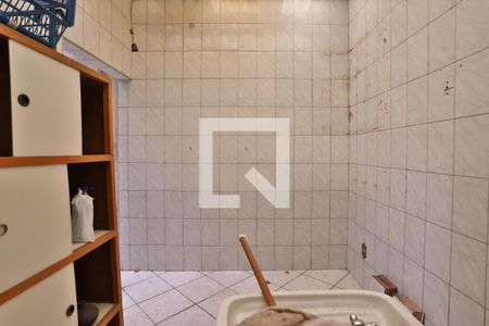 Casa à venda com 100m², 2 quartos e 2 vagasLavanderia