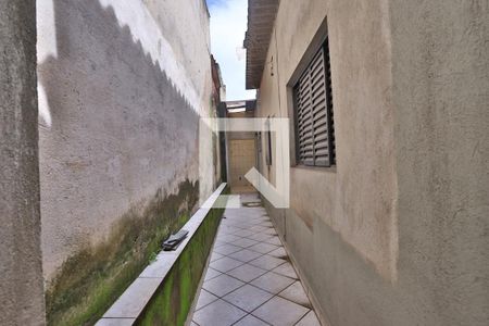 Casa à venda com 100m², 2 quartos e 2 vagasQuintal