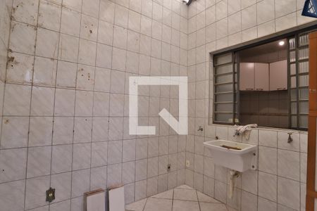 Casa à venda com 100m², 2 quartos e 2 vagasLavanderia