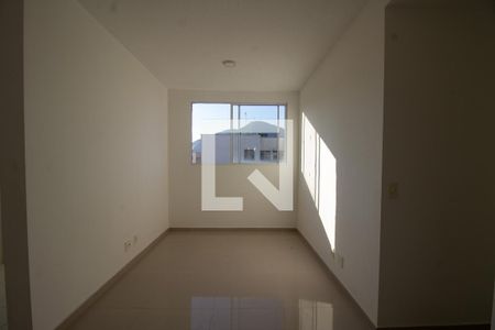 Sala de apartamento à venda com 2 quartos, 44m² em Vargem Pequena, Rio de Janeiro
