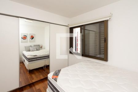Quarto 1 de apartamento para alugar com 3 quartos, 115m² em Itaim Bibi, São Paulo
