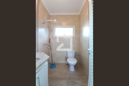 Casa de condomínio à venda com 345m², 3 quartos e 6 vagas Casa de condomínio à venda com 345m², 3 quartos e 6 vagasBanheiro de Serviço