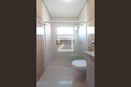 Casa de condomínio à venda com 345m², 3 quartos e 6 vagas Casa de condomínio à venda com 345m², 3 quartos e 6 vagasBanheiro da Suíte 2