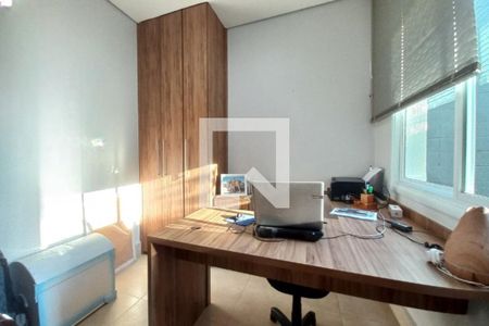 Casa de condomínio à venda com 345m², 3 quartos e 6 vagas Casa de condomínio à venda com 345m², 3 quartos e 6 vagasEscritório