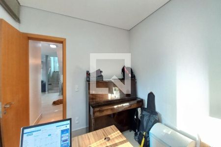Escritório de casa de condomínio à venda com 3 quartos, 345m² em Swiss Park, Campinas