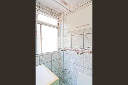 Apartamento à venda com 47m², 3 quartos e 1 vagaÁrea de Serviço