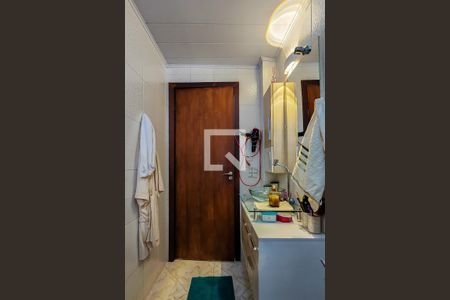 Apartamento à venda com 56m², 2 quartos e 1 vaga Apartamento à venda com 56m², 2 quartos e 1 vagaBanheiro