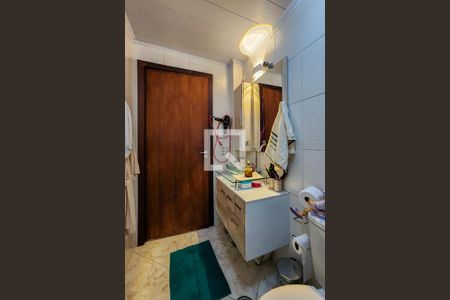 Apartamento à venda com 56m², 2 quartos e 1 vaga Apartamento à venda com 56m², 2 quartos e 1 vagaBanheiro