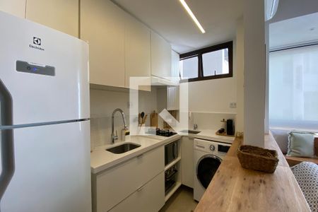 Sala/Cozinha de apartamento à venda com 1 quarto, 43m² em Leblon, Rio de Janeiro