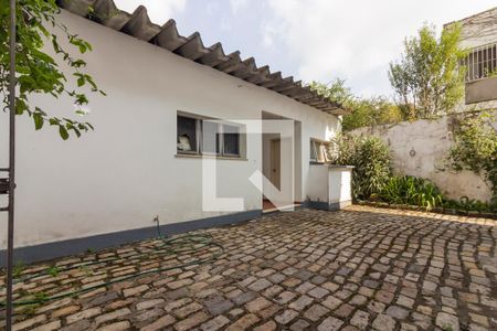 Casa à venda com 387m², 5 quartos e 3 vagasÁrea de Serviço