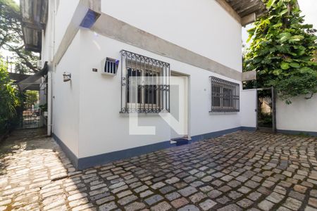 Casa à venda com 387m², 5 quartos e 3 vagasÁrea de Serviço