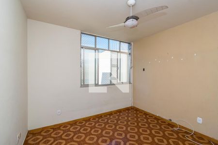 Sala de apartamento para alugar com 2 quartos, 45m² em Parada de Lucas, Rio de Janeiro