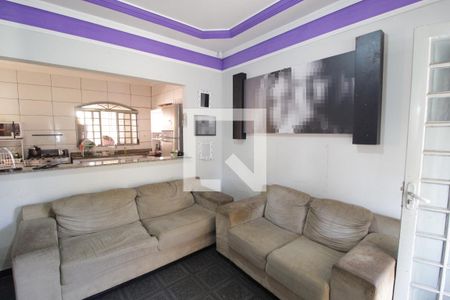 Sala de casa para alugar com 2 quartos, 150m² em Nova Uberlândia, Uberlândia