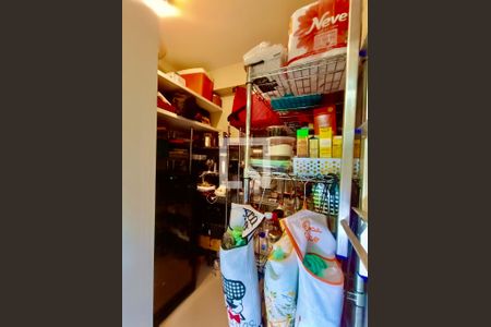 Apartamento à venda com 260m², 3 quartos e 4 vagasDispensa 