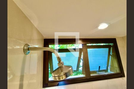 Apartamento à venda com 260m², 3 quartos e 4 vagasSuíte banheiro 