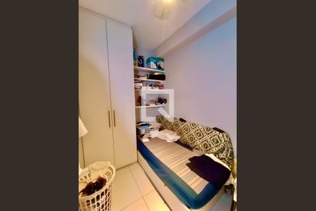 Apartamento à venda com 260m², 3 quartos e 4 vagasQuarto serviço 