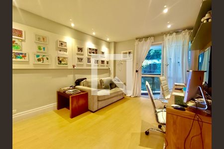 Apartamento à venda com 260m², 3 quartos e 4 vagasSuíte