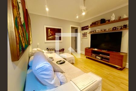 Apartamento à venda com 260m², 3 quartos e 4 vagasSaleta