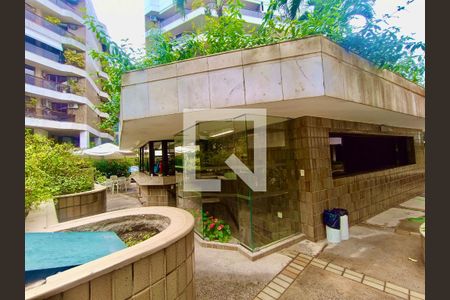 Apartamento à venda com 260m², 3 quartos e 4 vagasÁrea Comum - Playground