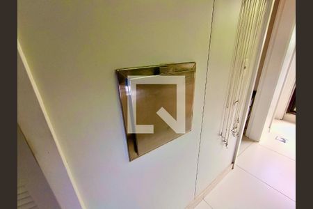 Apartamento à venda com 260m², 3 quartos e 4 vagasÁrea serviço 