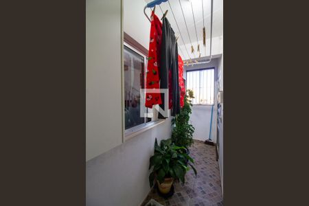 Casa à venda com 380m², 5 quartos e 6 vagasÁrea de Serviço