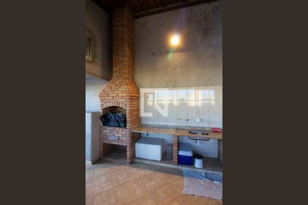 Casa à venda com 380m², 5 quartos e 6 vagasChurrasqueira